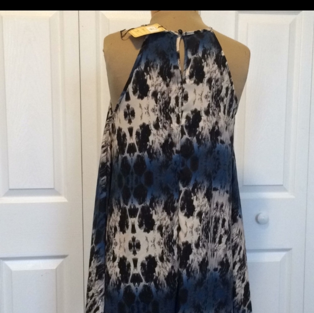 Vision USA leopard print Boho key hole top